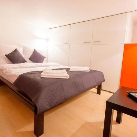 Apartament W Centrum Krakow Luaran gambar